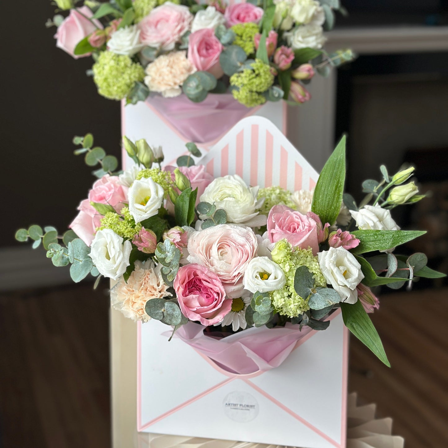 Love Letter in Blooms – Elegant Pastel Rose Arrangement in Envelope Box