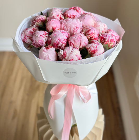 Sarah Bernhardt Peony Bouquet – 19 Pink Peonies
