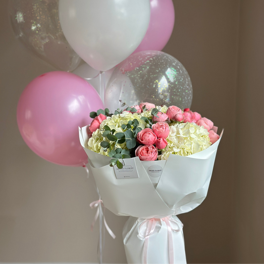 Elegant Peony Rose & Balloon Set | Fresh Flower Delivery Winnipeg