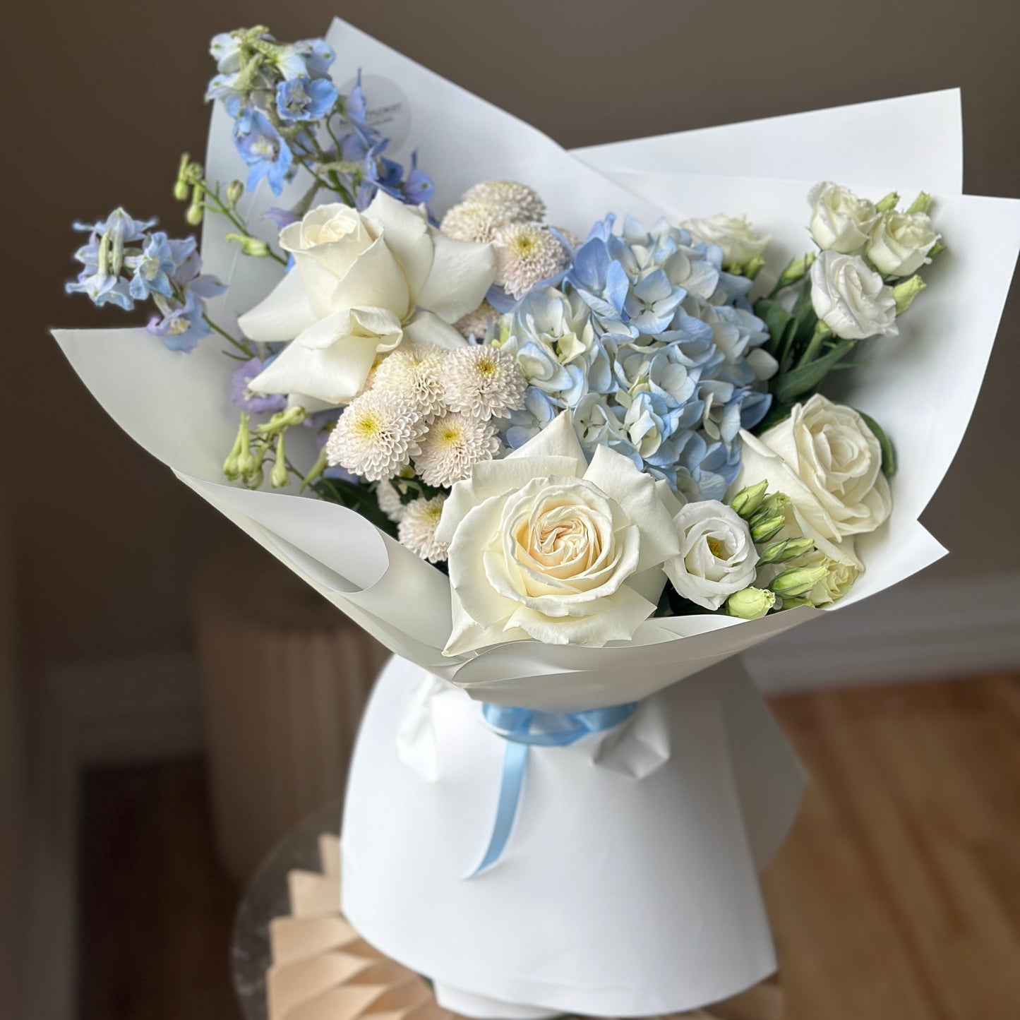 Sea Breeze – Bouquet in Soft Blue & White