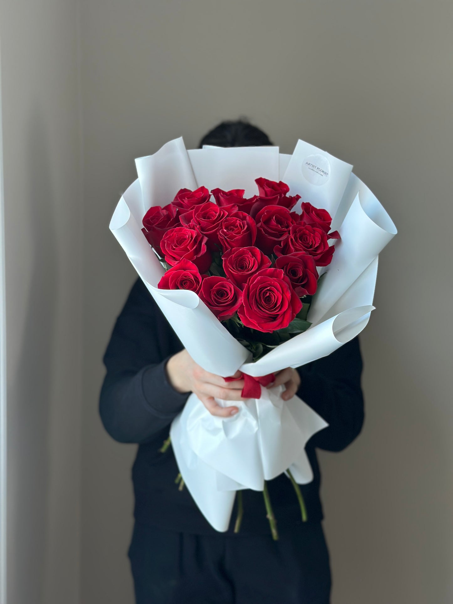 Classic Red Roses Bouquet – 15, 25 or 35 Stems