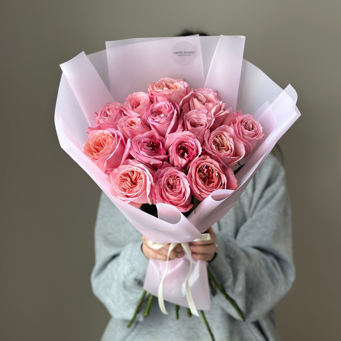 Classic Pink Roses Bouquet – 15, 25 or 35 Stems