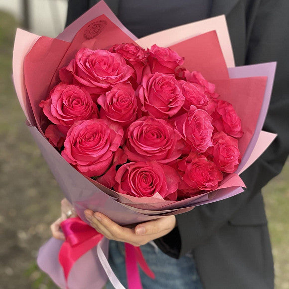 Bouquet of 17 roses