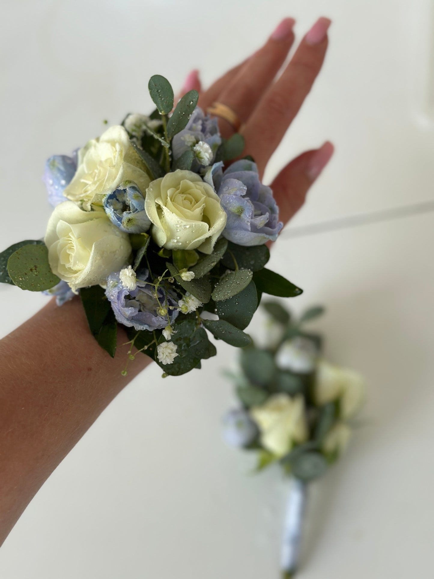 Prom Floral Set Winnipeg – Moonlight Touch