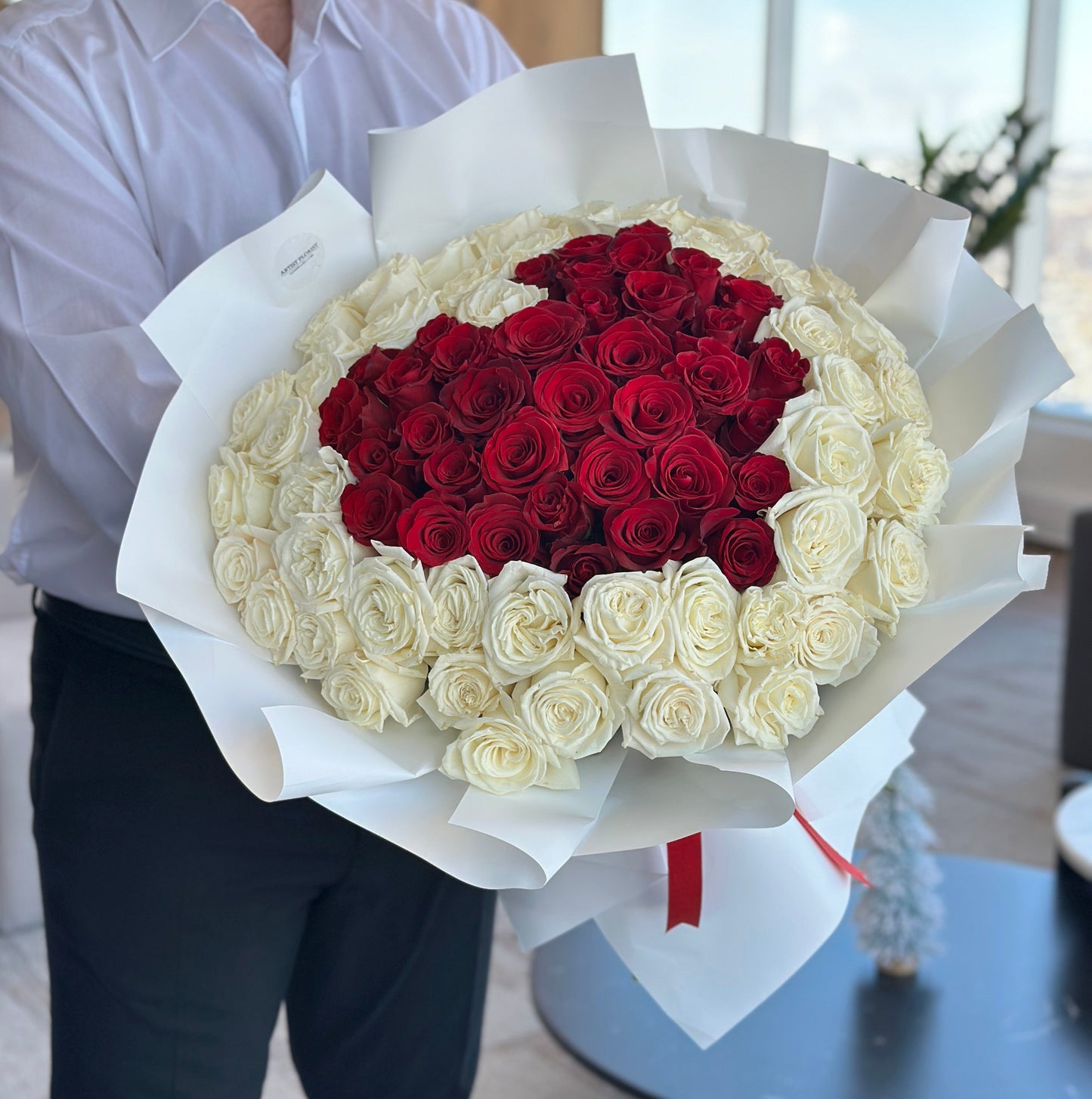 Be My Valentine – 75 roses