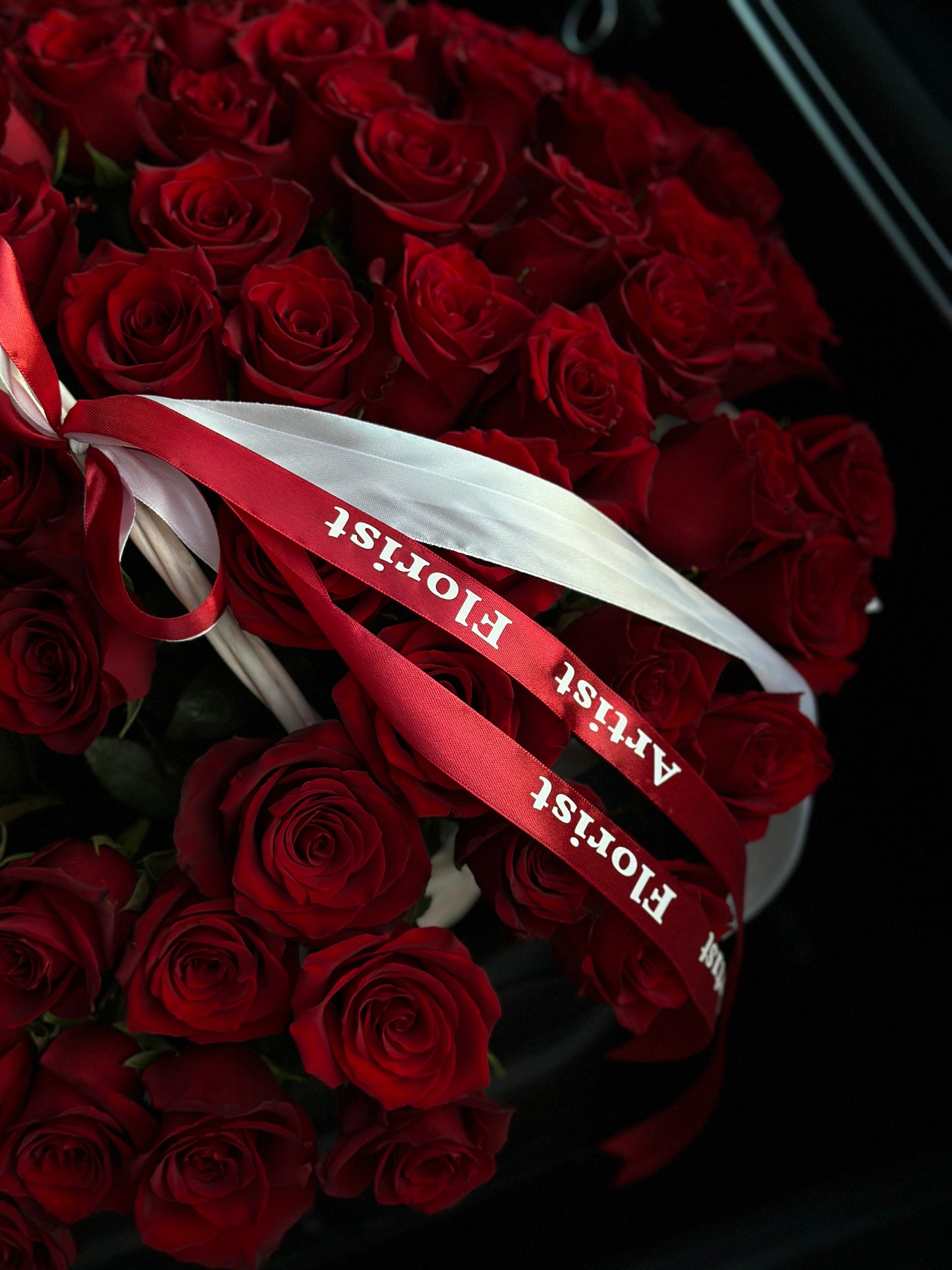 100 Red Roses in Basket – Luxury Romantic Flowers | Winnipeg Delivery