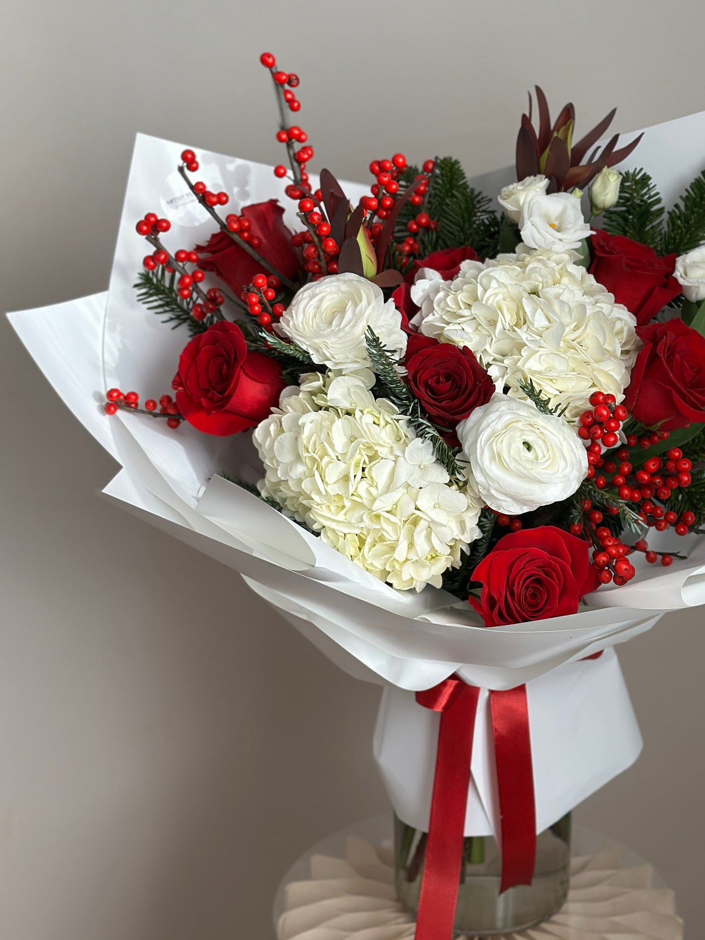 Red Frost Magic – Festive Red & White Signature Bouquet