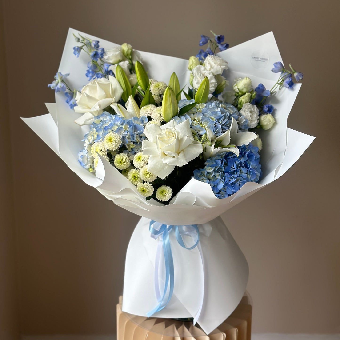 Sea Breeze – Bouquet in Soft Blue & White