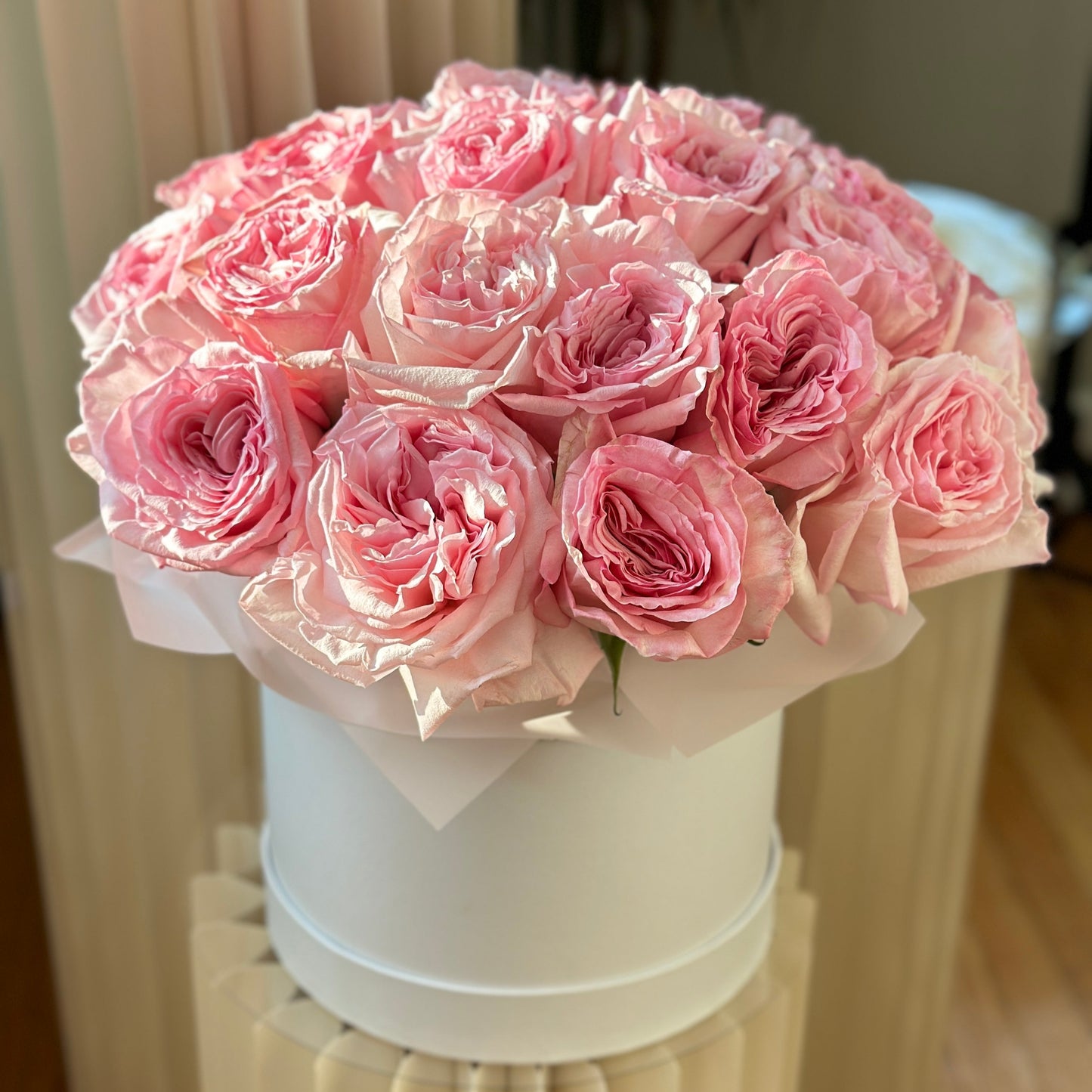 Arrangement of 25 garden roses Pink O’Hara